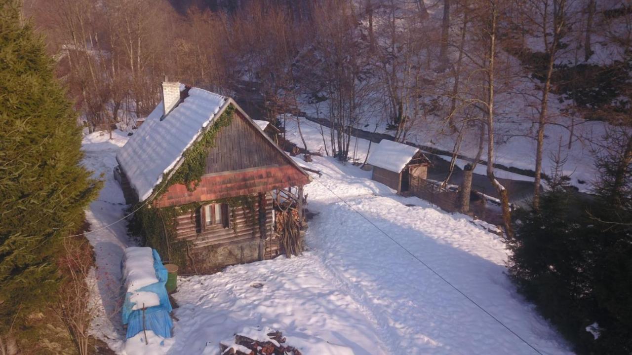 Хатина Біля Потока Villa Lumshory Exterior photo