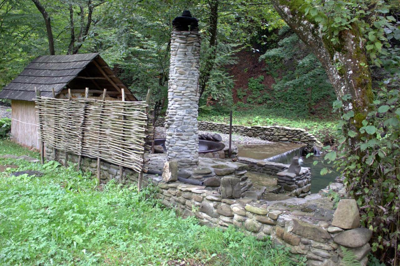 Хатина Біля Потока Villa Lumshory Exterior photo